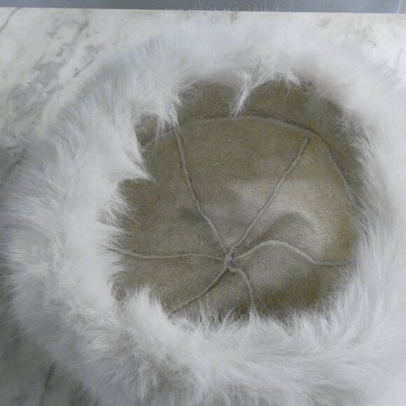 Elegant! Fabulous Fashionable Faux Fur Trim Hat Ivory/Winter-White Matching Trim main image 6